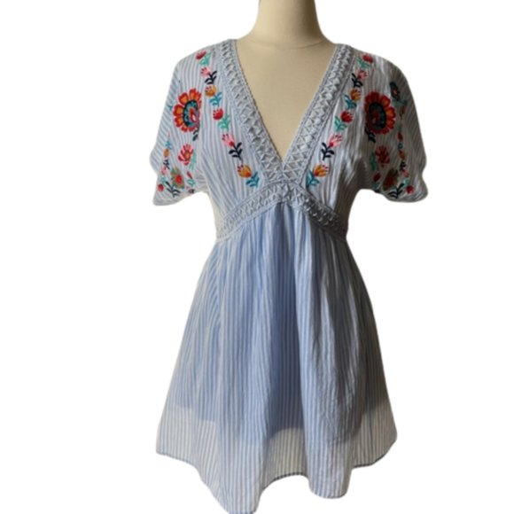 Altar'd State Dresses & Skirts - Altar'd State Embroidered Mini Dress Size Small